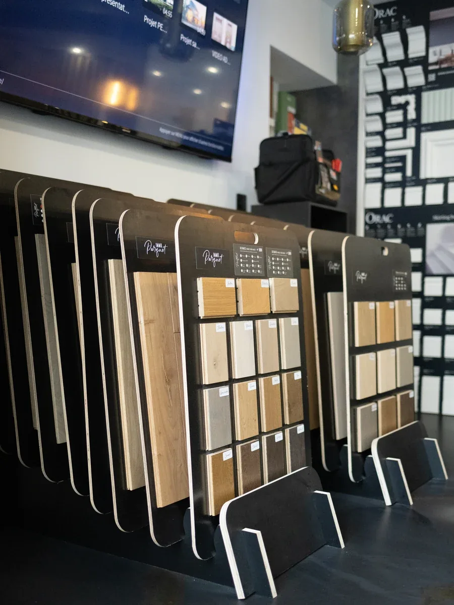 Matériaux ADAZ RENOV présentés au showroom